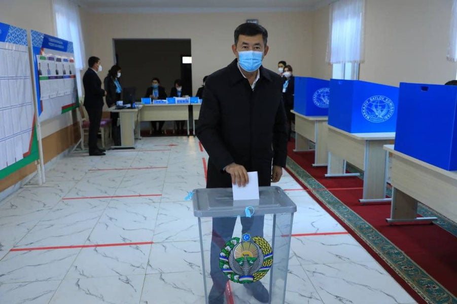 Самарқанд вилояти ҳокими Эркинжон Турдимов президент сайловида овоз берди