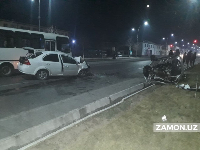 Фарғонадаги автоҳалокатда йўловчи жароҳатланди