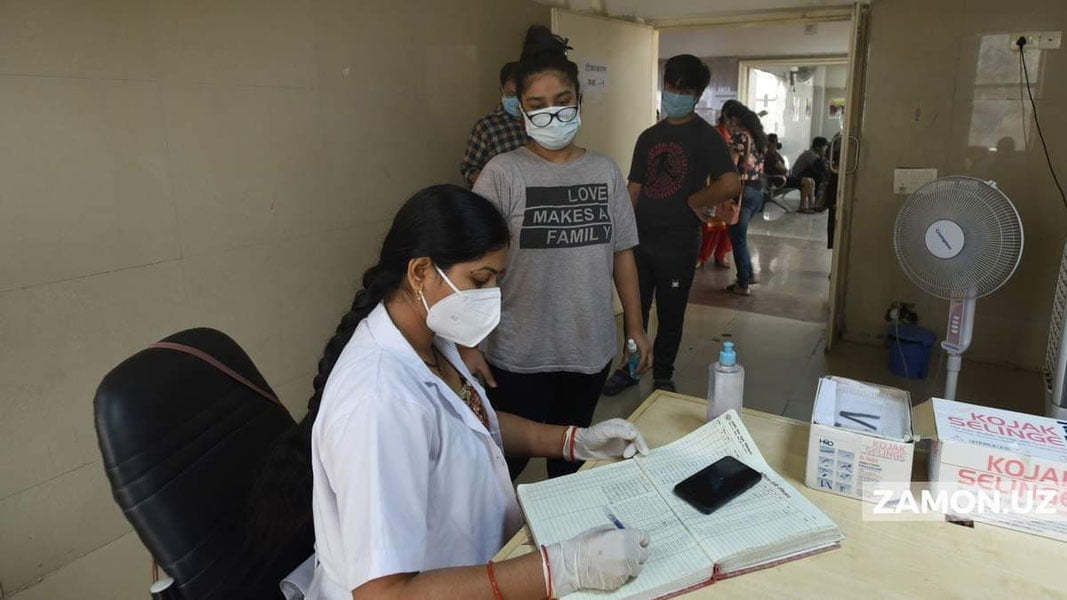 Номаълум вирус туфайли Ҳиндистонда дарслар бекор қилинди