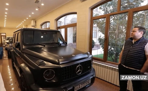 Xonanda Rashid Holiqov mashinalarini “ko‘z-ko‘z” qildi