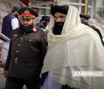 Афғонистон ички ишлар вазири вазифасини бажарувчи Сирожиддин Ҳаққоний илк бор юзини кўрсатди.