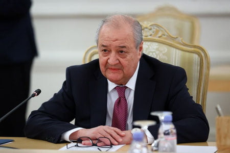 Абдулазиз Комилов Тожикистонга ташриф буюради