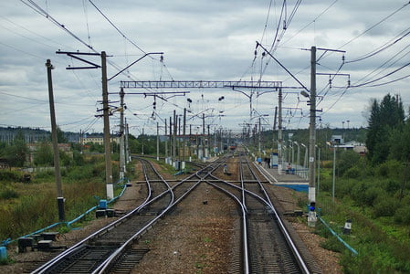 Қибрайдаги темирйўл бекатида лицей талабаси вафот этди