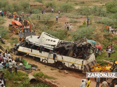 Ҳиндистонда 18 киши ЙТҲ қурбони бўлди