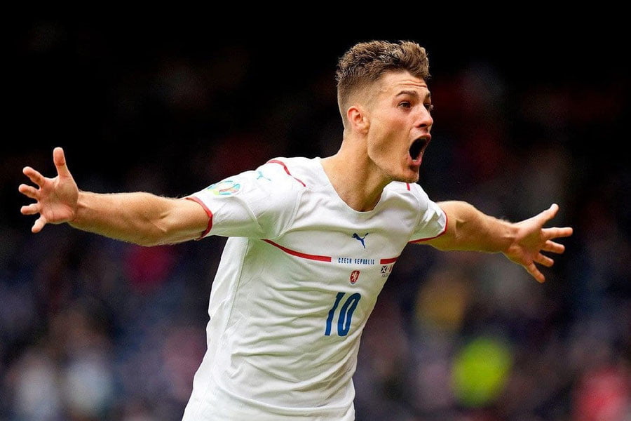 Daniya terma jamoasi Bokuda Chexiyani  2 : 1 hisobida magʻlub etdi.