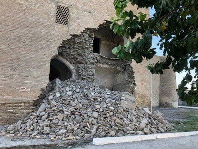 Бухородаги "Абдуллахон" мадрасаси деворининг ўпирилиб тушгани юзасидан жиноят иши қўзғатилди