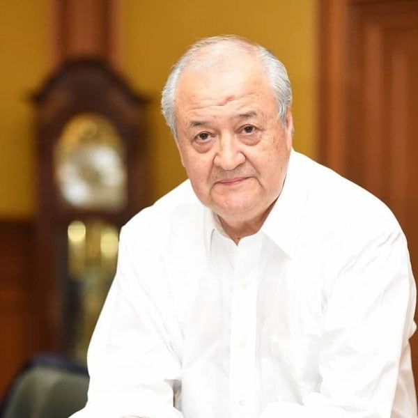 Ташқи ишлар вазири коронавирусга қарши тўлиқ эмлангани маълум қилинди