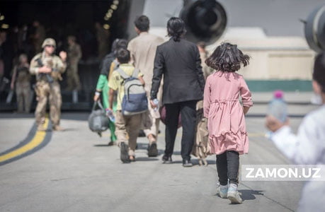 Жозеф Байден ҳаётини сақлаб қолган  таржимон Афғонистонни тарк этишга муваффақ бўлди