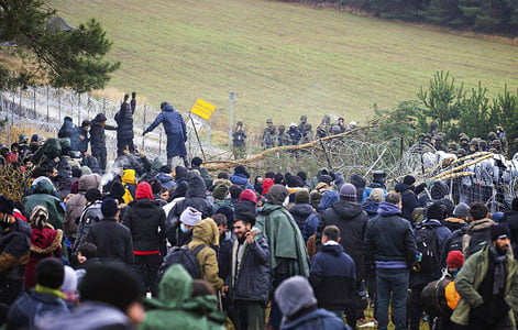 Ироқ Польша-Белорусь чегарасидаги фуқароларини эвакуация қилди