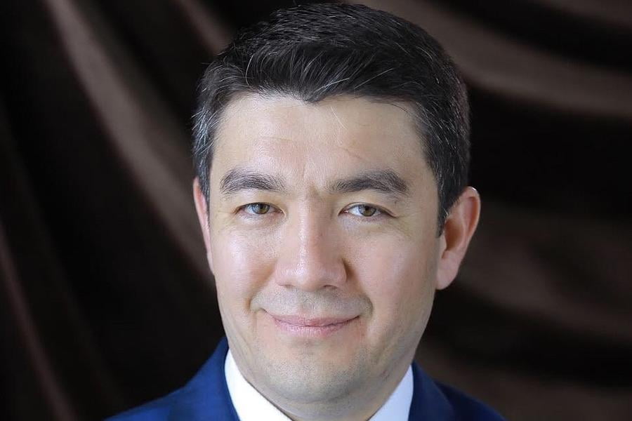 «Xalq banki» rahbari lavozimidan ozod etildi