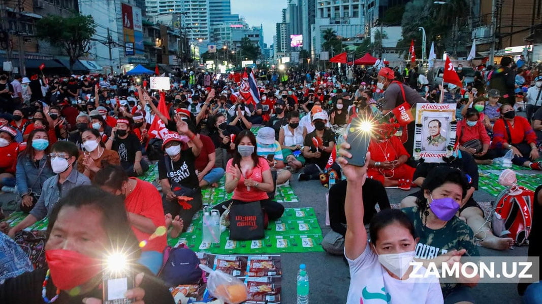 Tailandda koronavirusga qarshi namoyishlar bo‘lib o‘tmoqda