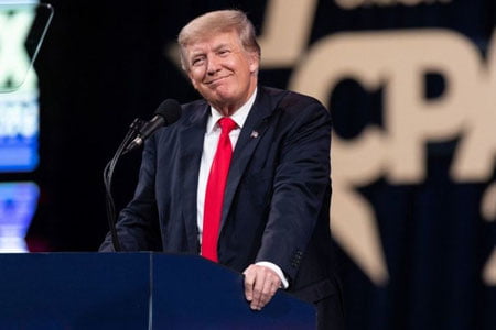 “Мен ҳеч қайси ижтимоий платформада йўқман” - Трамп