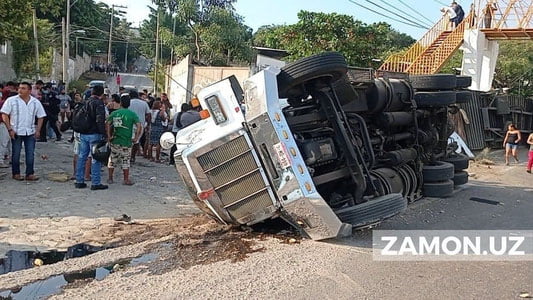 Мексика жанубида йўл-транспорт ҳодисаси 53 кишининг ҳаётига зомин бўлди