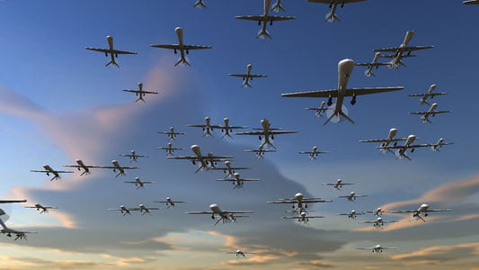 Севастополь дронлар ҳужуми остида қолди