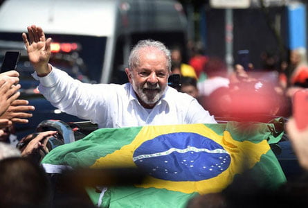 Бразилиянинг собиқ президенти сайловларда ғалаба қозонди