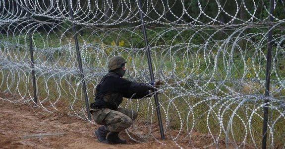 Латвия–Белорус чегарасида панжара қуришнинг 2-босқичи бошланди