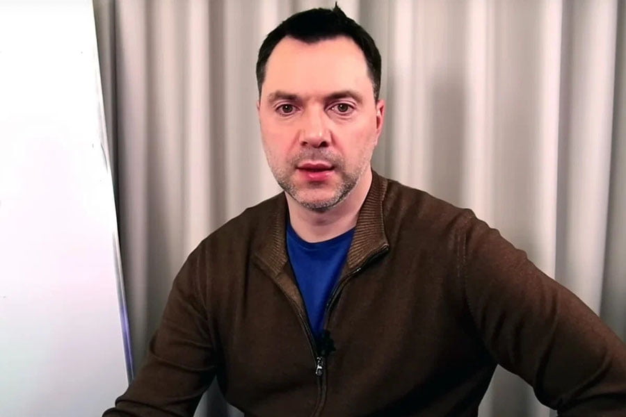 Зеленский тарафдорларидан бири истеъфога чиқди