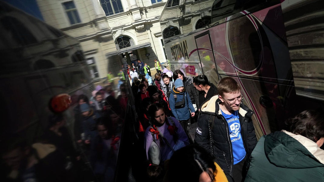 Қанча украиналик мамлакатни тарк этган?