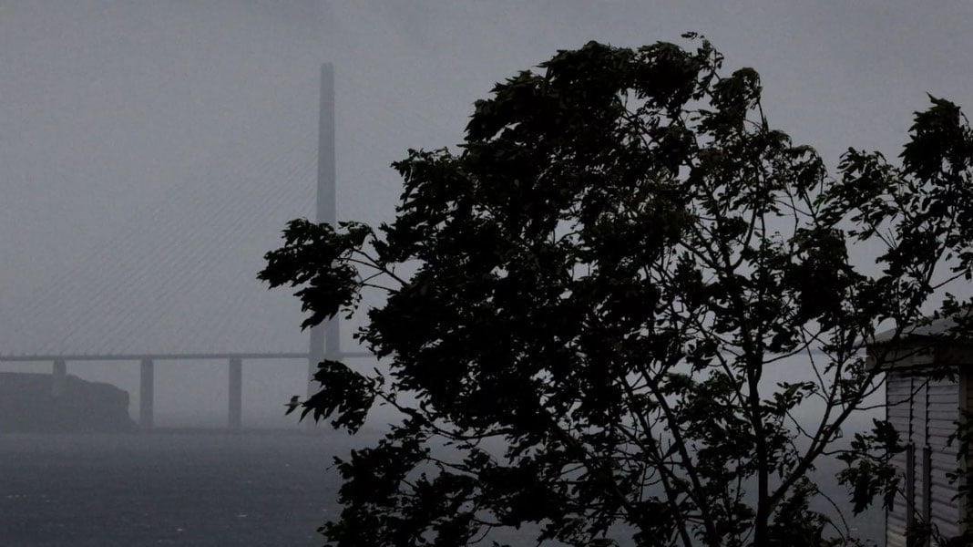 Японияга “Ҳиннамнор” тўфони ёпирилмоқда