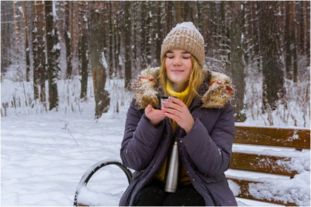 Sovuqda muzlab qolmaslik uchun kiyinamiz