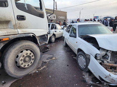 Angrenda 6 ta mashina YTHga uchradi