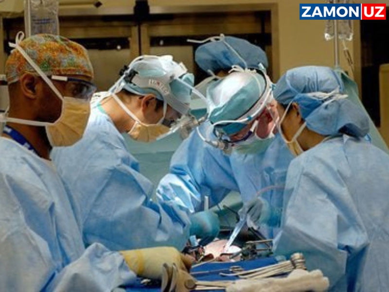 Бразилияда беморнинг қорнидан қайчи топилди