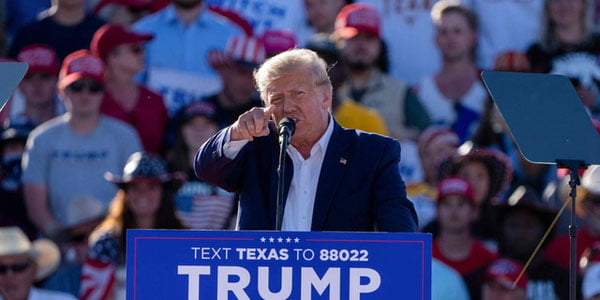 Трамп ўзига қарши терговни Сталин қатағонларига тенглаштирди