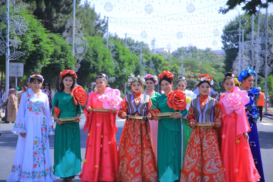 Наманганда гуллар фестивали бошланди