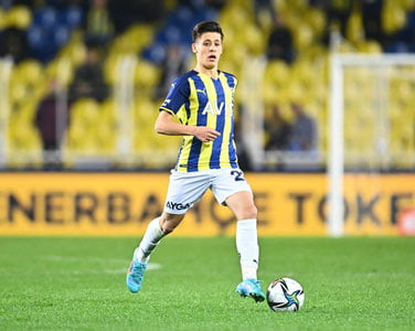 Кроос ва Модрич Гулерни кўндиришди