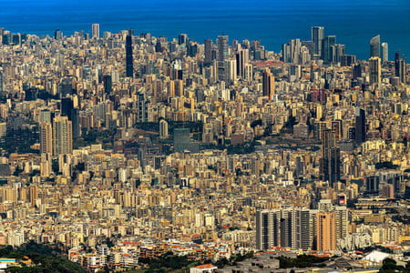 Ливан «свет»дан қарзлари туфайли зулматга ботди