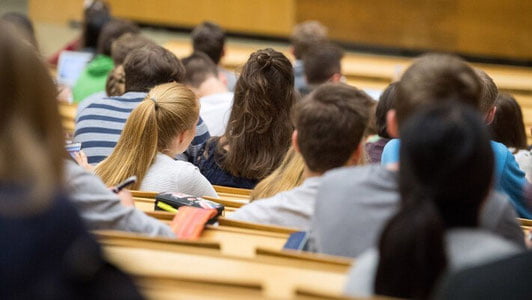 Ўзбекистонда талабаликка тавсия этилган абитуриентлар сони маълум қилинди