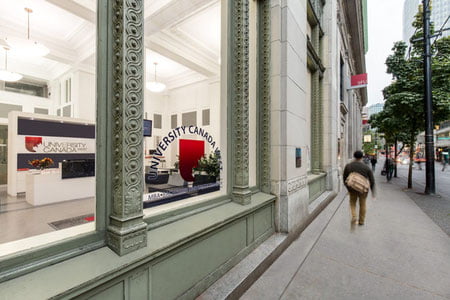 Канада чет эллик талабалар сонини чеклаши мумкин