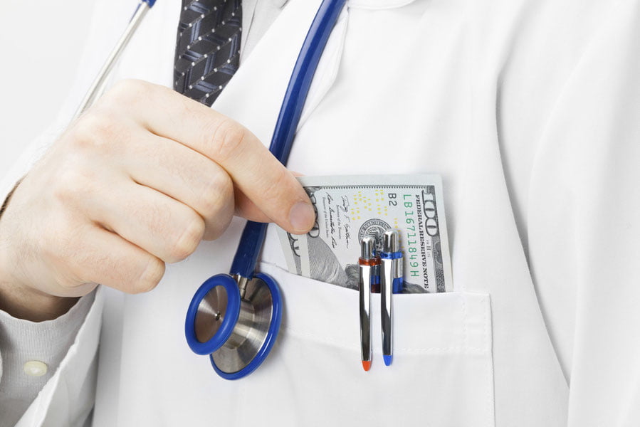 Бухорода тез ёрдам ходими пора билан ушланди