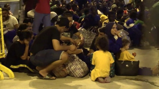 Италия Евроиттифоқдан ёрдам сўради