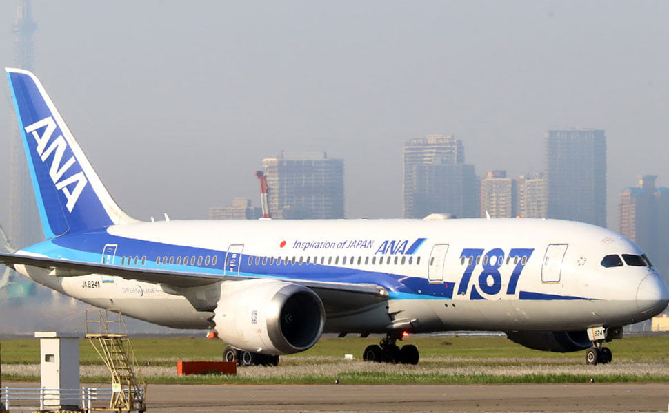 Японияда сумо курашчиларининг вазни сабаб самолёт учолмади