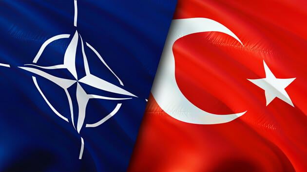Turkiya Shvetsiyaning NATOga kirishiga shoshilmayapti