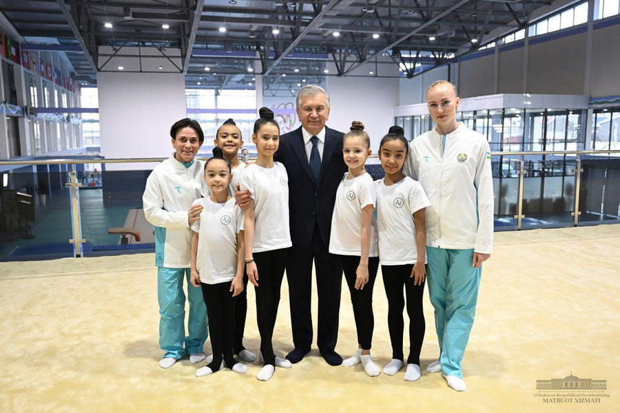 Mirziyoyev Oksana Chusovitina sport maktabiga tashrif buyurdi