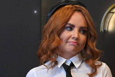 Xonanda Maksim ijodida pauza e'lon qildi