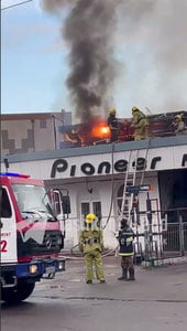 Toshkentda 2 qavatli bino yonib ketdi