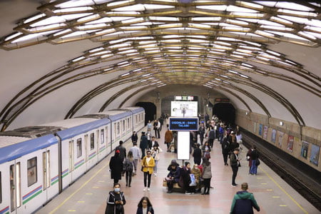 Metroda qizga shilqimlik qilgan yana bir yigit 5 sutkaga qamaldi