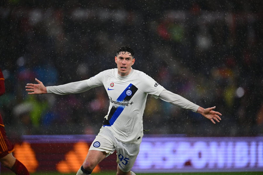 Мадриднинг "Реал" клуби яна бир футболчини сотиб олади