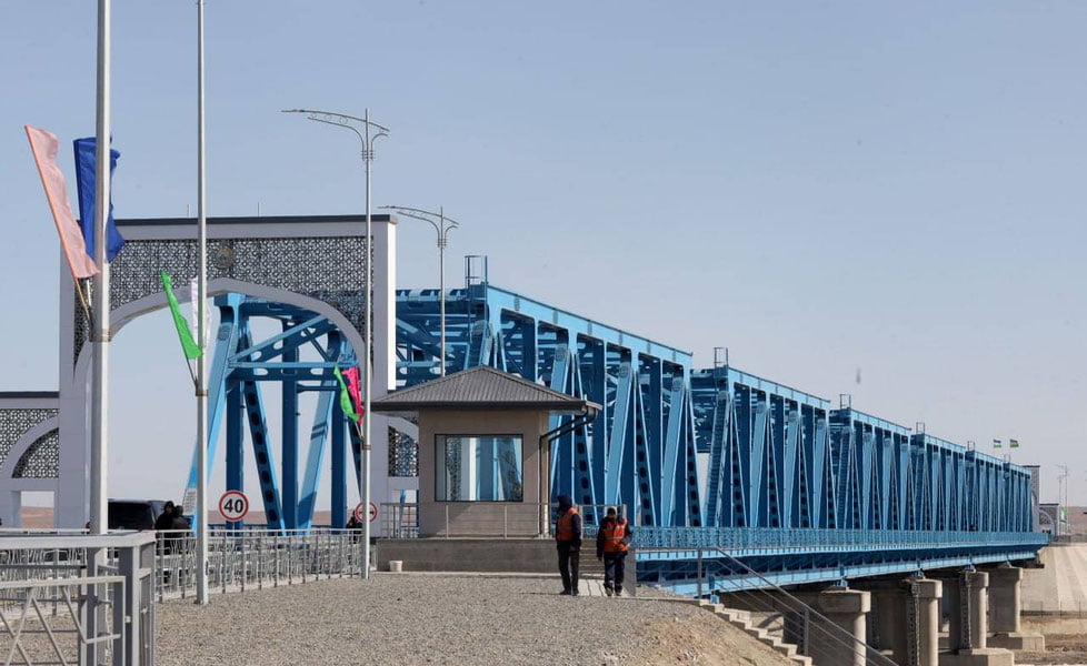 Хоразмни Қорақалпоғистон билан боғловчи кўприк ёпилмайди