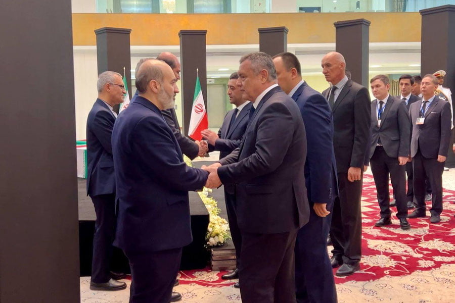 Ўзбекистон делегацияси Раисий билан видолашув маросимида қатнашди