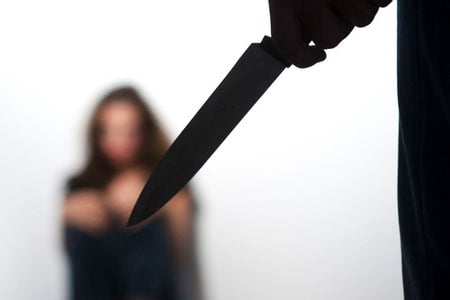 Самарқандда эркак аёлини пичоқлаб ўлдирди