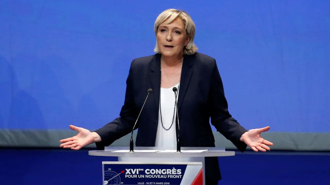 Францияда Марин Ле Пен устидан суд жараёни бошланди