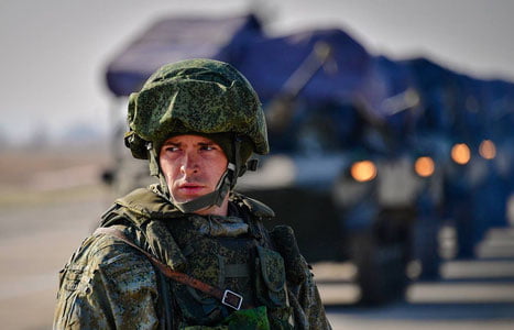 Rossiyada o‘qituvchilarning mukofot pullari harbiylarga yuborilmoqda