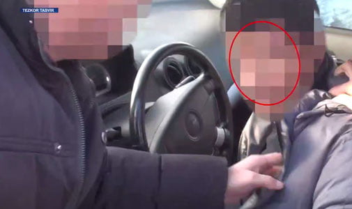 Самарқандда ИИБ ходими 10 минг доллар олаётганда ушланди