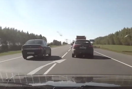 Mashinada “manyovr” qilgan fuqaro 50 mln to‘ladi