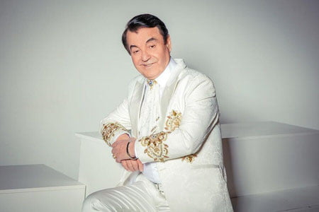 Ғуломжон Ёқубов “Буюк хизматлари учун” ордени билан тақдирланди