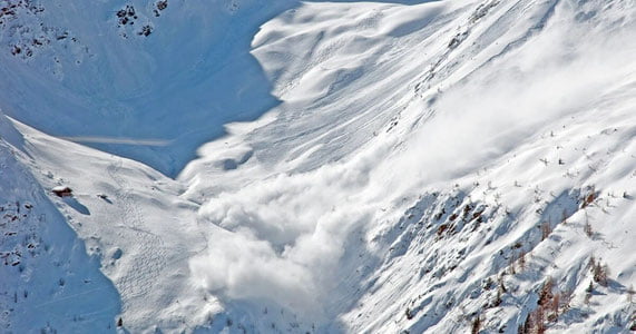 Rossiyada qor ko'chkisi yuz berdi